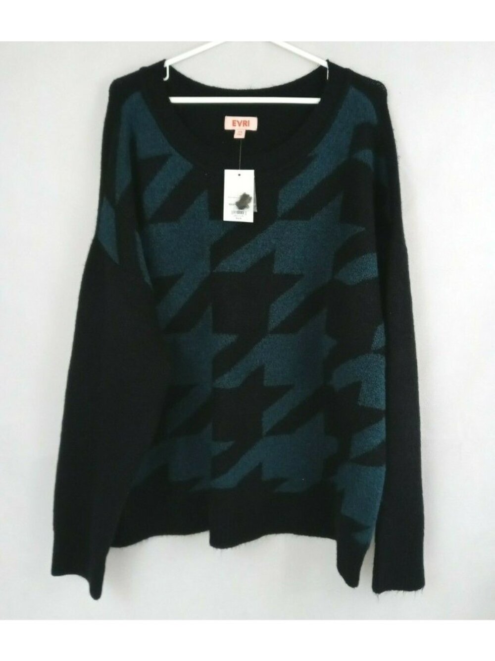 NWT EVRI Black & Teal  Lightweight Sweater Plus Size 2XL